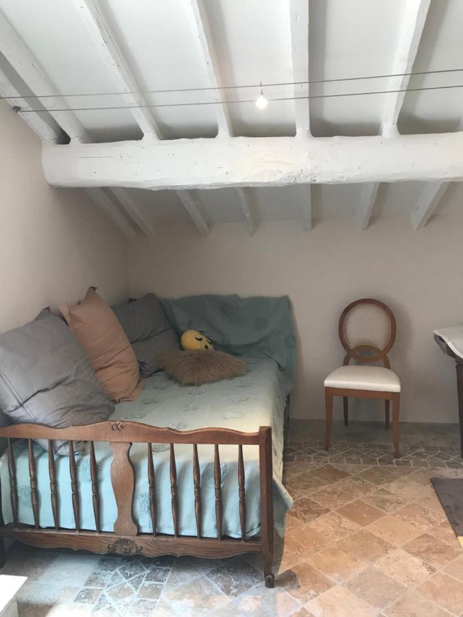 La Bergerie Des Amandiers Chambres Et Table D'Hotes Malataverne Buitenkant foto